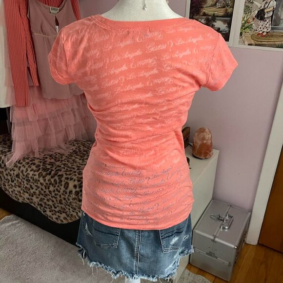Pink Y2K Guess Los Angeles Bling Tee - Picture 5 of 8